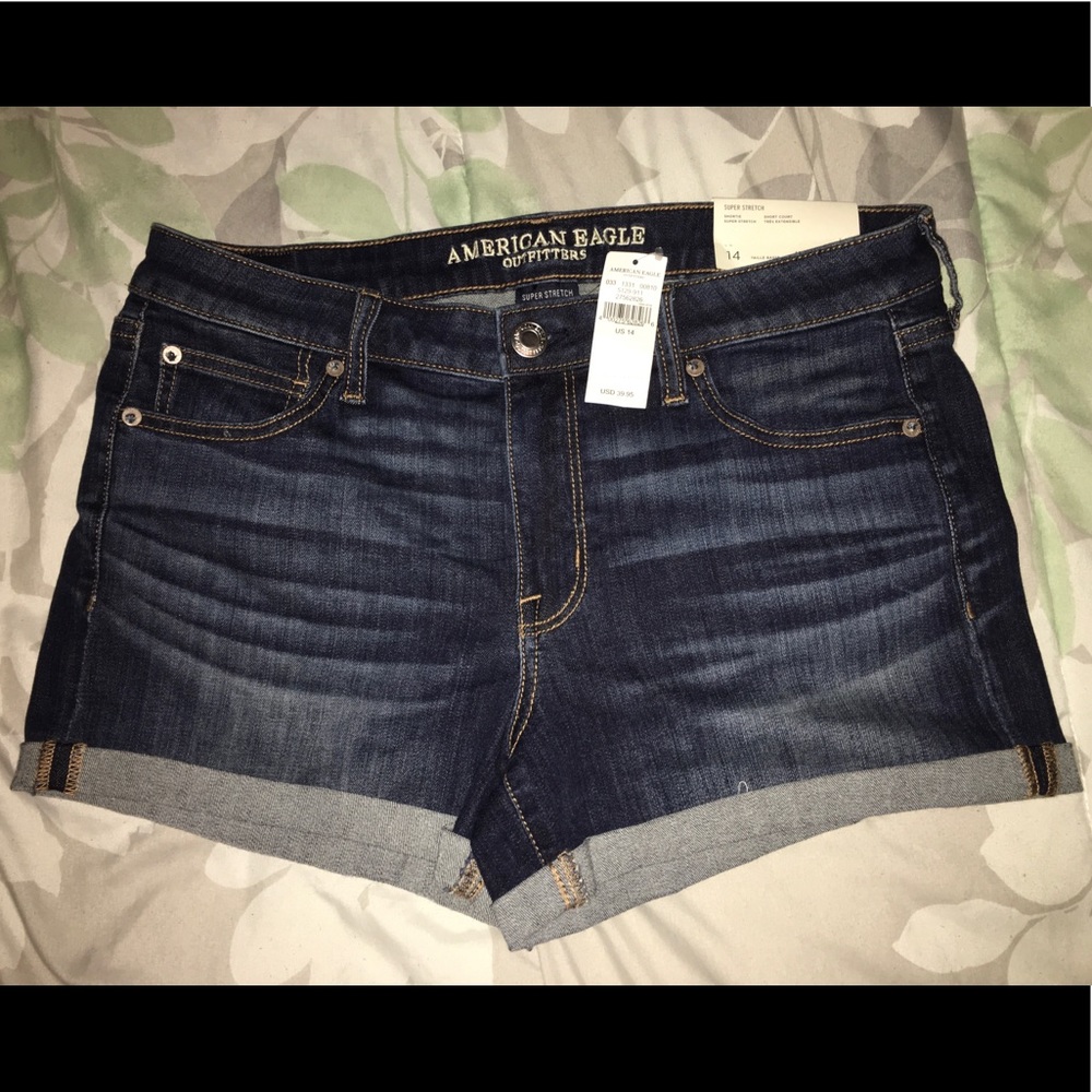 American Eagle shorts Super Stretch Size:14